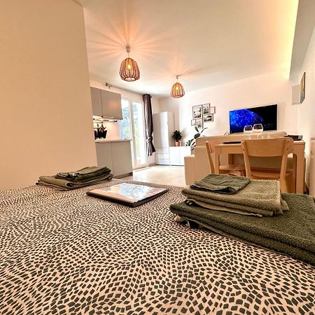 Paisible Studio Tout Neuf En Lisiere De Foret Peyrolles-en-Provence Экстерьер фото